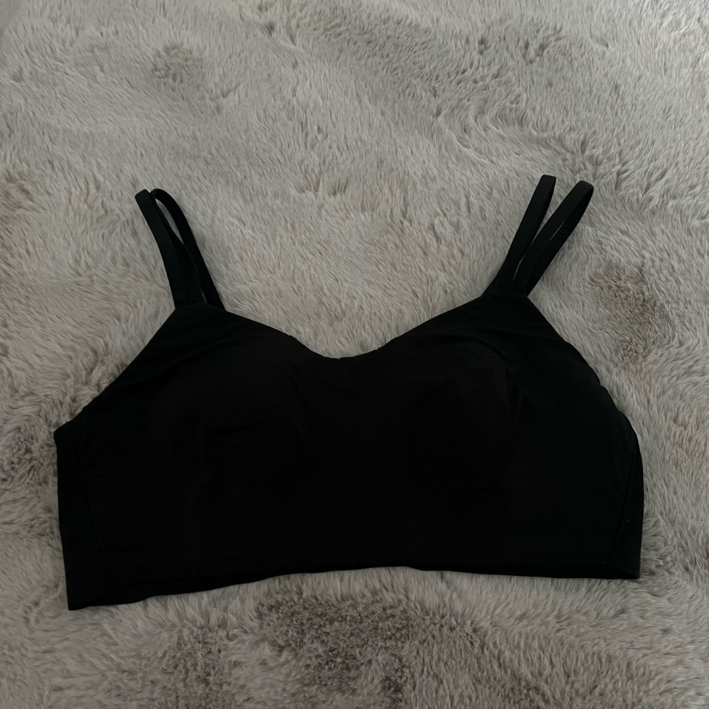 Lululemon like a cloud bra size 10